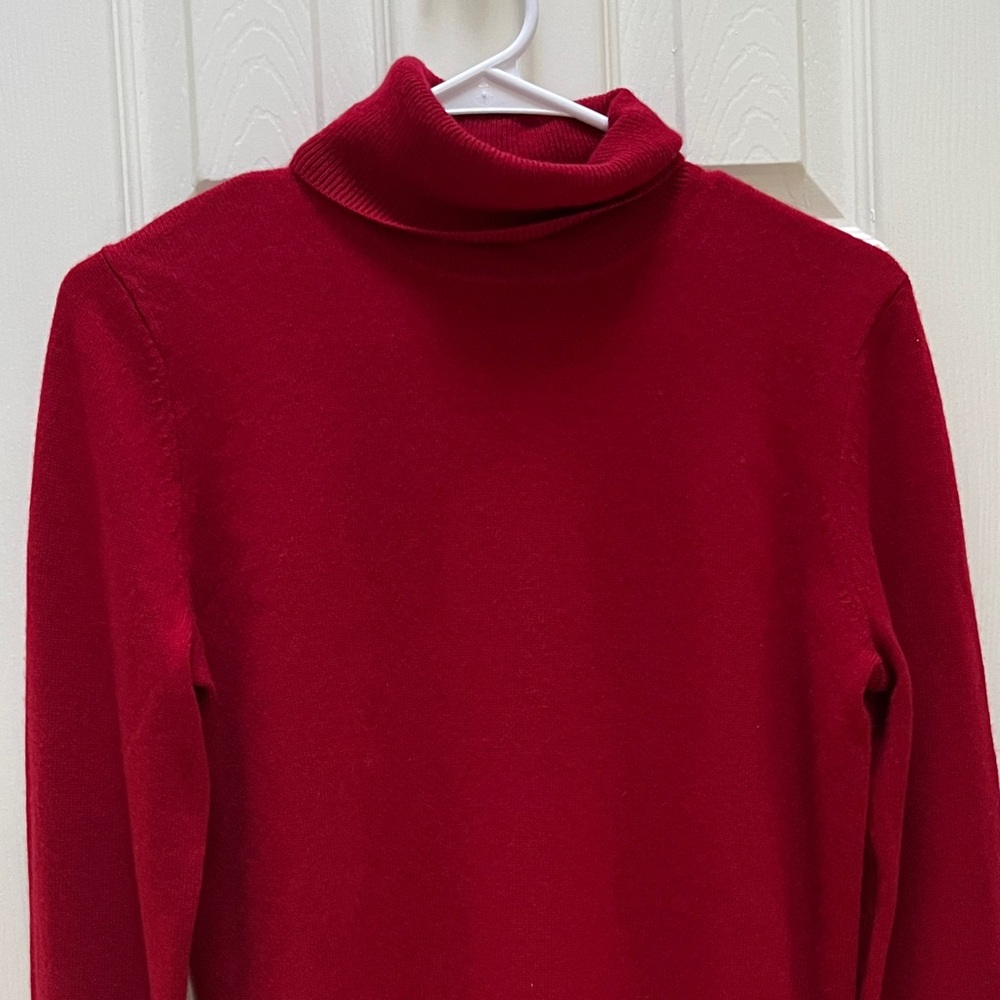 Equipment Femme Red Turtleneck cashmere Sweater - S/P - small